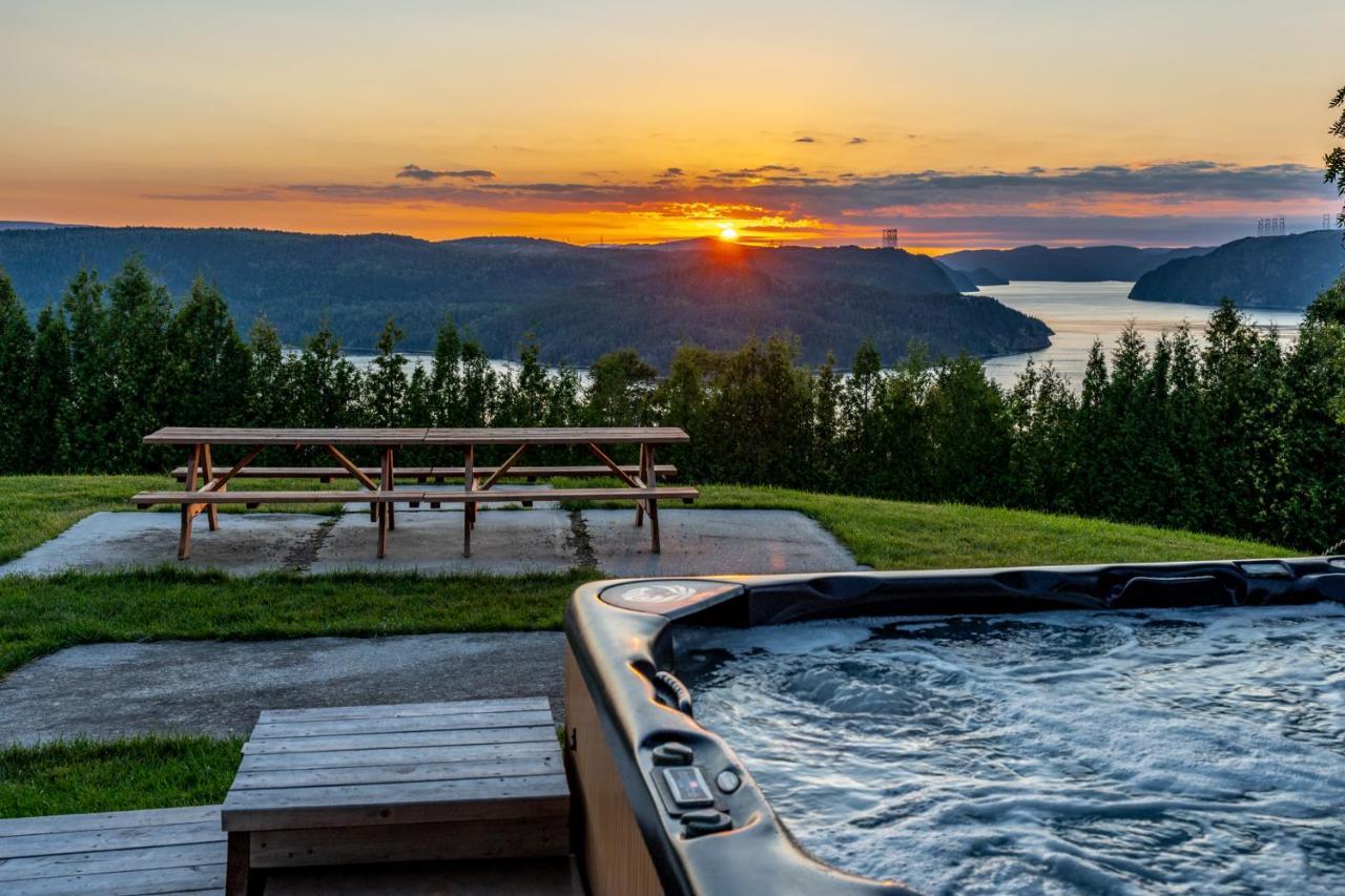 Montfjord - Chalets, Vue Spectaculaire Et Spa. Chantafjord #4 Sacre-Coeur Kültér fotó